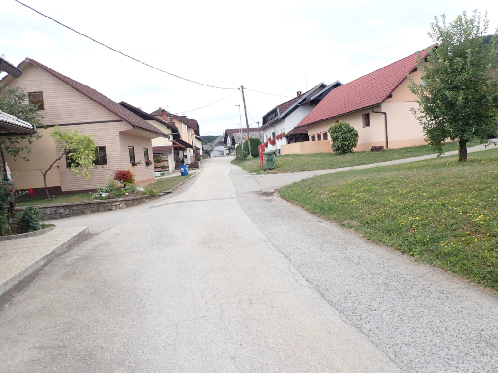 Zaselek Verdun pri Uršnih selih